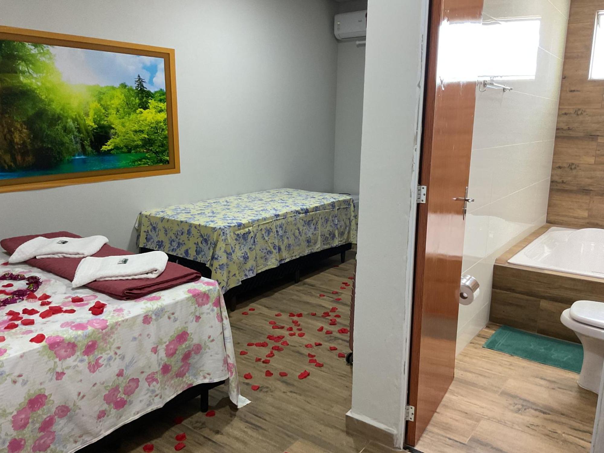 Espaco Alvorada ,Agendamento Das Atividades, Cafe Da Manha ,Banheira E Piscina No Centro Brotas Eksteriør bilde